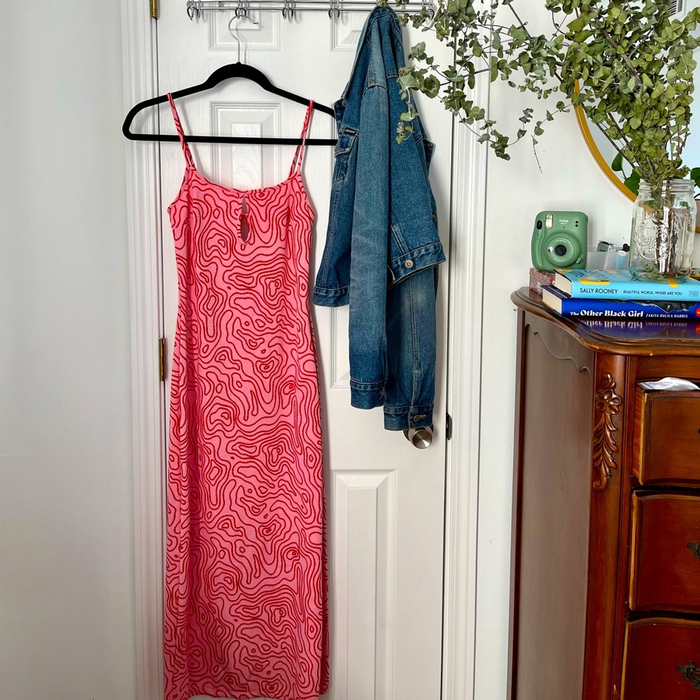 Zara Jacquard Pink Swirl Midi Dress